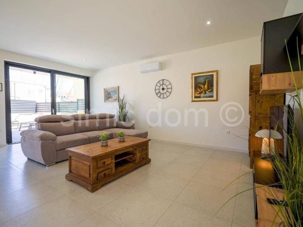 Vila, Prodaja, Murter, Murter