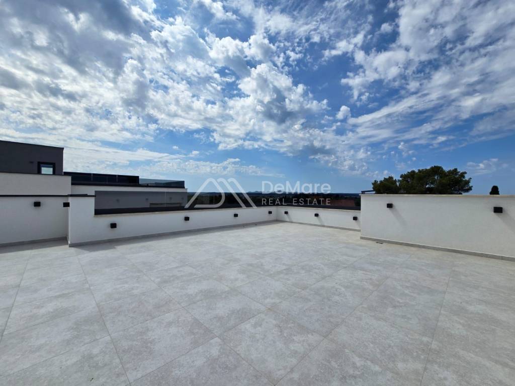 Luksuzni apartman, Prodaja, Zadar - Okolica, Petrčane