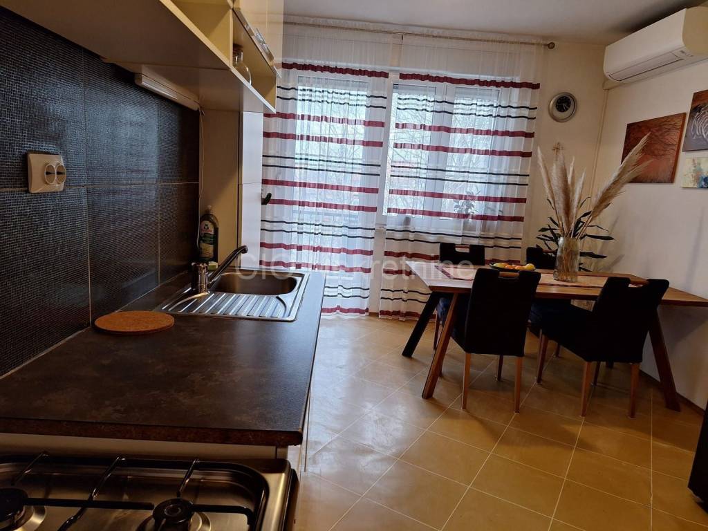 Stan u zgradi, Prodaja, Sinj, Sinj