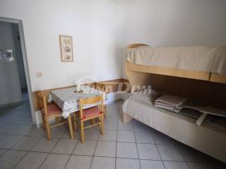 Apartmanska kuća, Prodaja, Vir, Vir