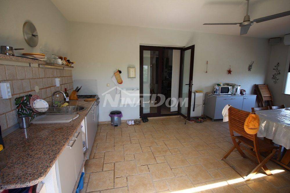 Apartmanska kuća, Prodaja, Vir, Vir