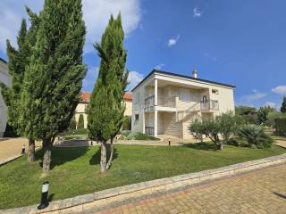 Kuća na moru, Prodaja, Vrsi, Zukve