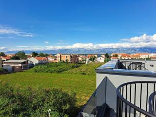 Apartman na moru, Prodaja, Nin, Nin
