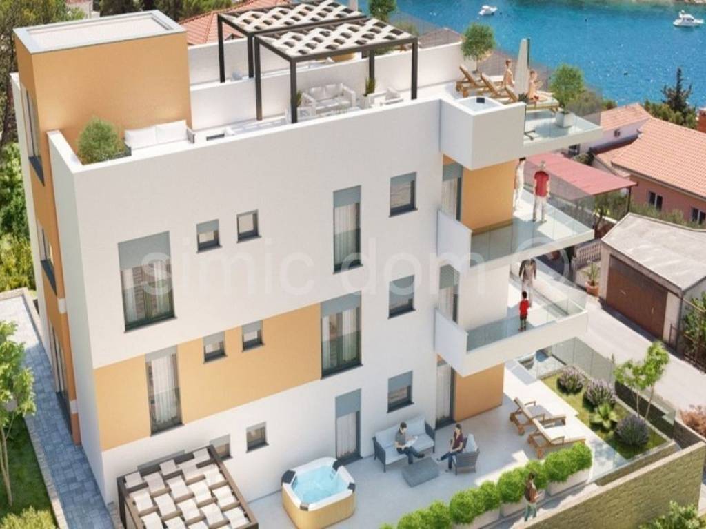 Apartman na moru, Prodaja, Okrug, Okrug Gornji