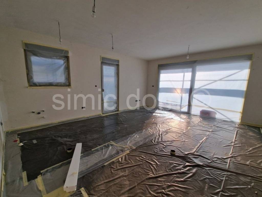 Apartman na moru, Prodaja, Okrug, Okrug Gornji