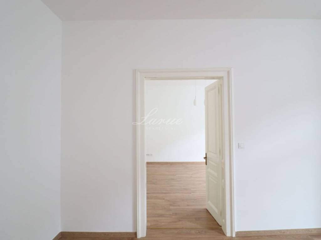 Ured, Najam, Zagreb, Donji Grad