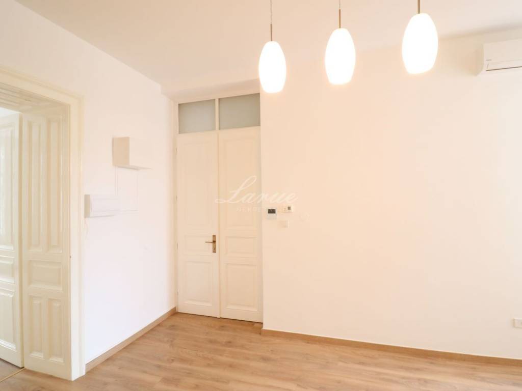 Ured, Najam, Zagreb, Donji Grad