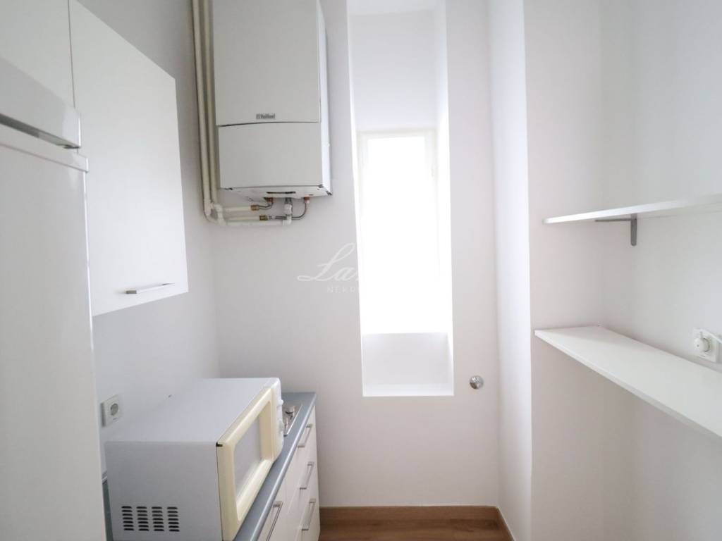 Ured, Najam, Zagreb, Donji Grad