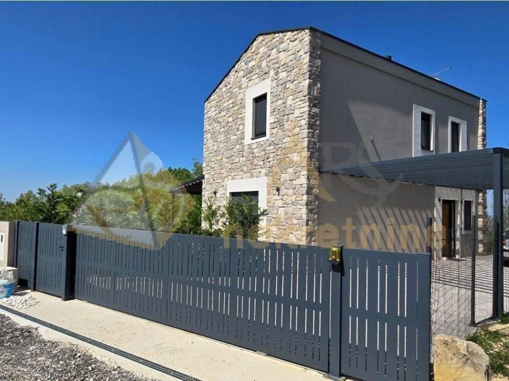 Luksuzna kuca, Prodaja, Motovun, Motovun