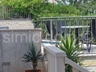 Apartmanska kuća, Prodaja, Sutivan, Sutivan