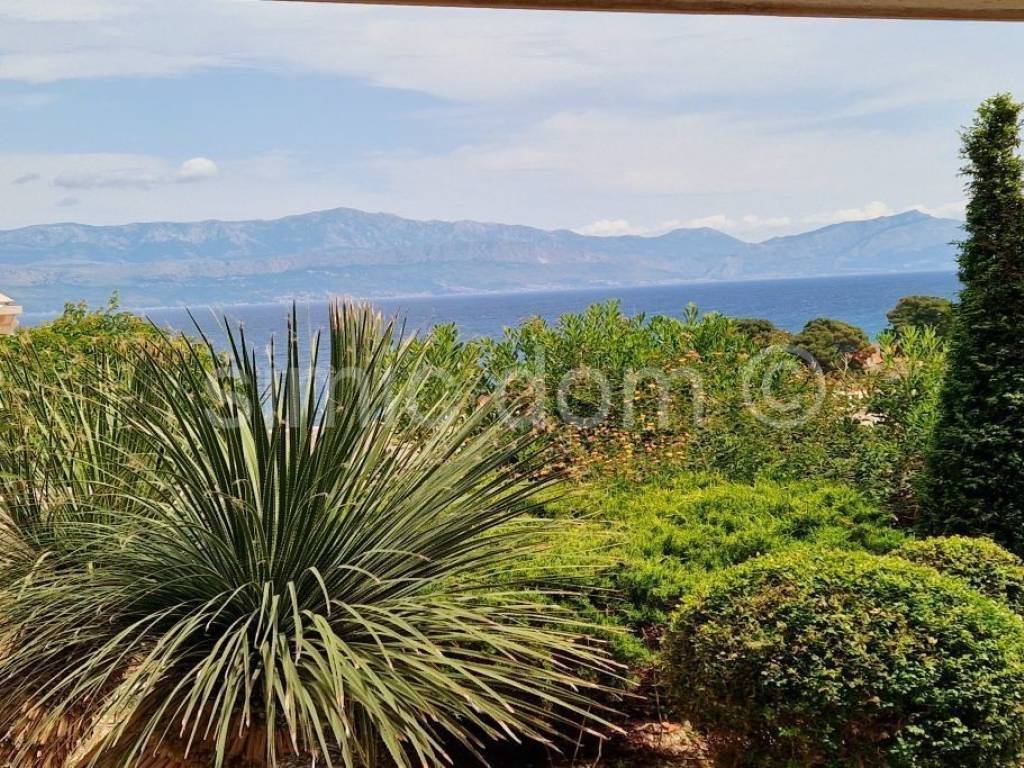 Apartmanska kuća, Prodaja, Sutivan, Sutivan