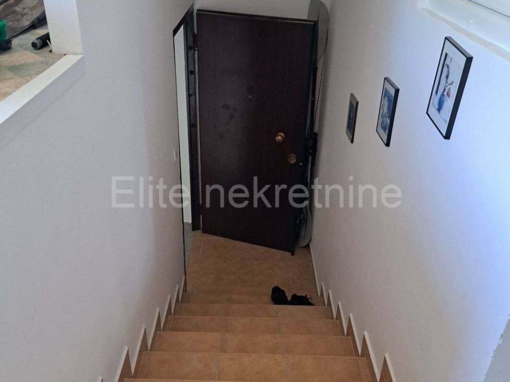 Stan u zgradi, Prodaja, Novi Vinodolski, Povile