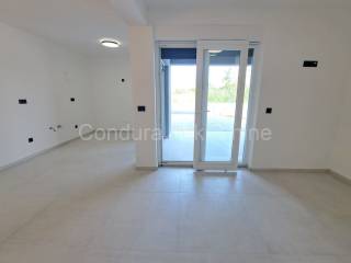 Apartman na moru, Prodaja, Nin, Nin