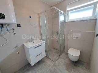 Apartman na moru, Prodaja, Nin, Nin