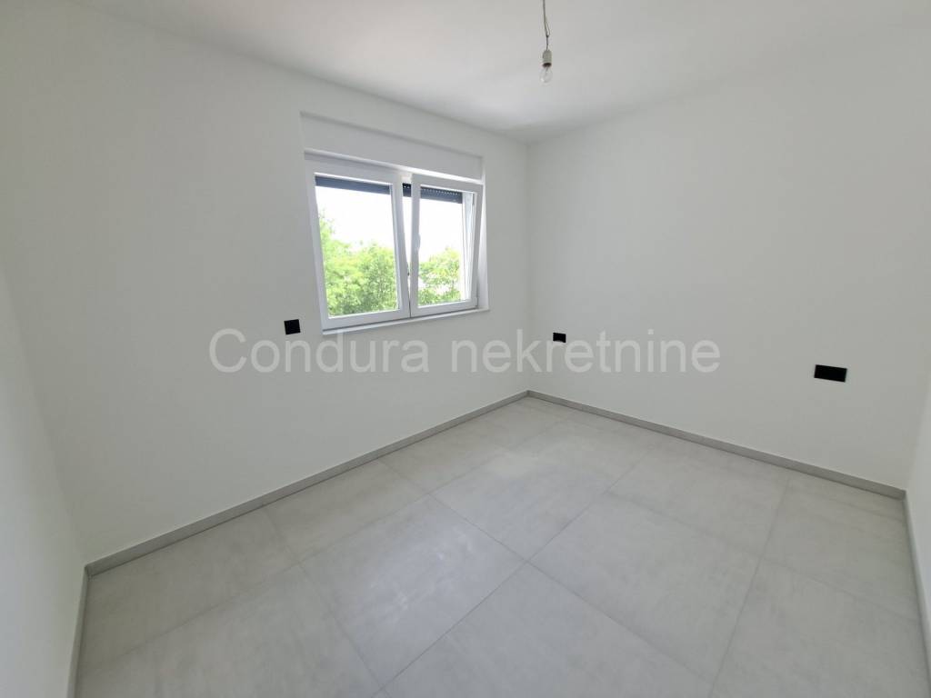 Apartman na moru, Prodaja, Nin, Nin
