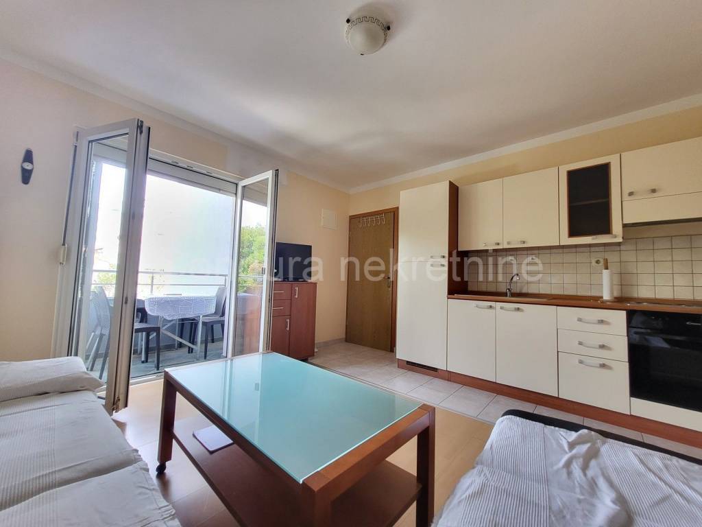 Apartman na moru, Prodaja, Nin, Zaton