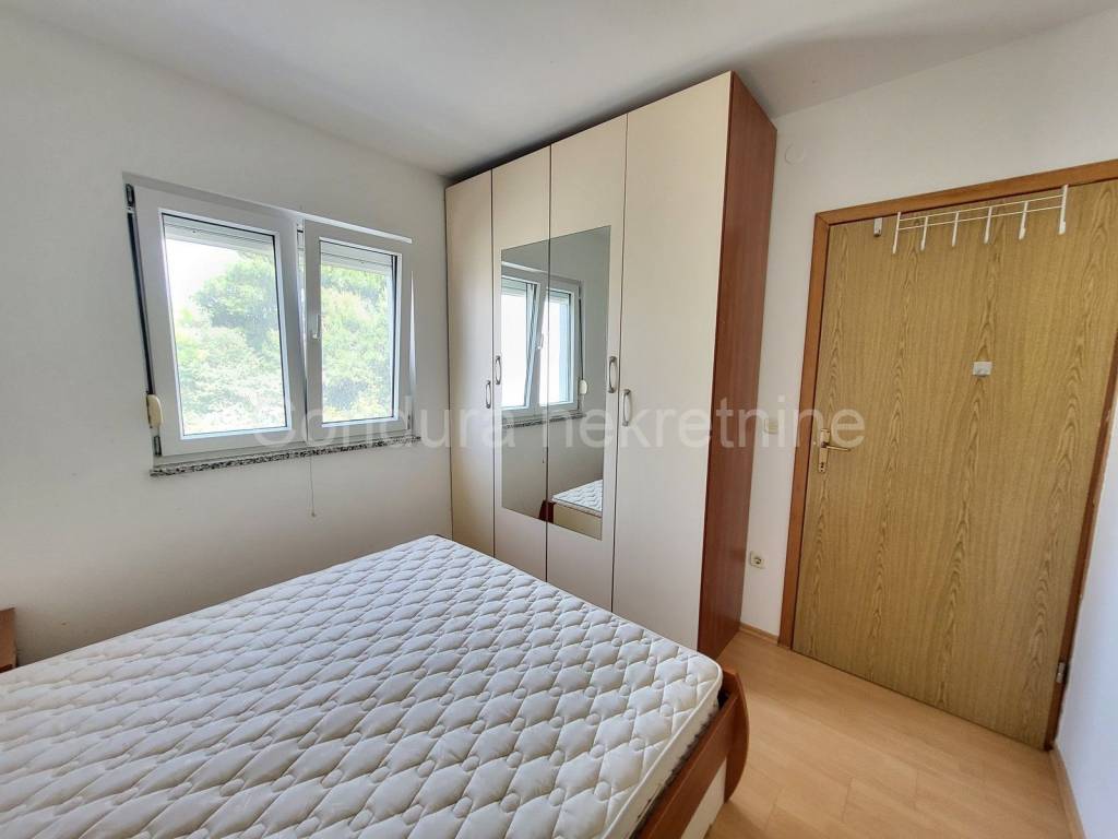 Apartman na moru, Prodaja, Nin, Zaton
