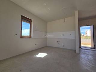 Apartman na moru, Prodaja, Nin, Nin