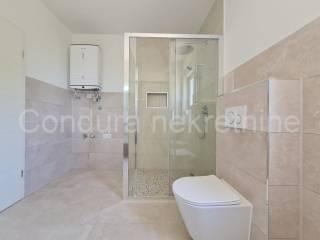 Apartman na moru, Prodaja, Vir, Vir
