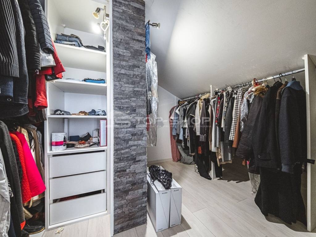 Stan u starijoj zgradi, Najam, Zagreb, Podsused - Vrapče