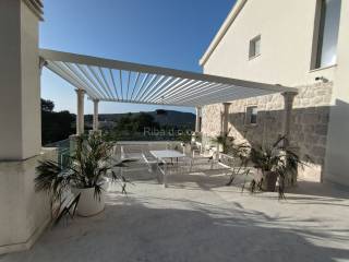 Vila, Prodaja, Primošten, Primošten