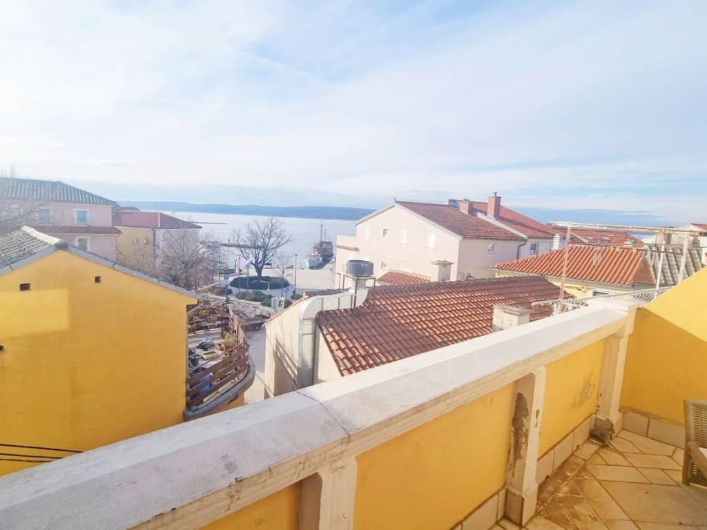pogled na more sa najgornje etaže