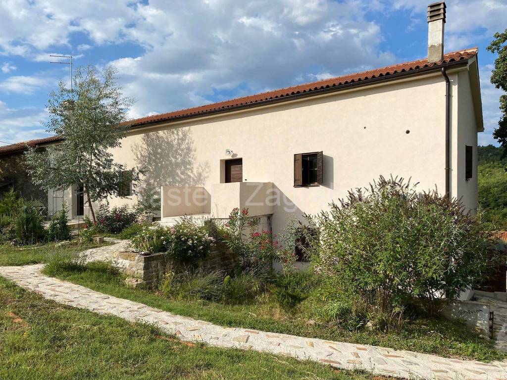 Dvojna kuća, Prodaja, Grožnjan, Grožnjan
