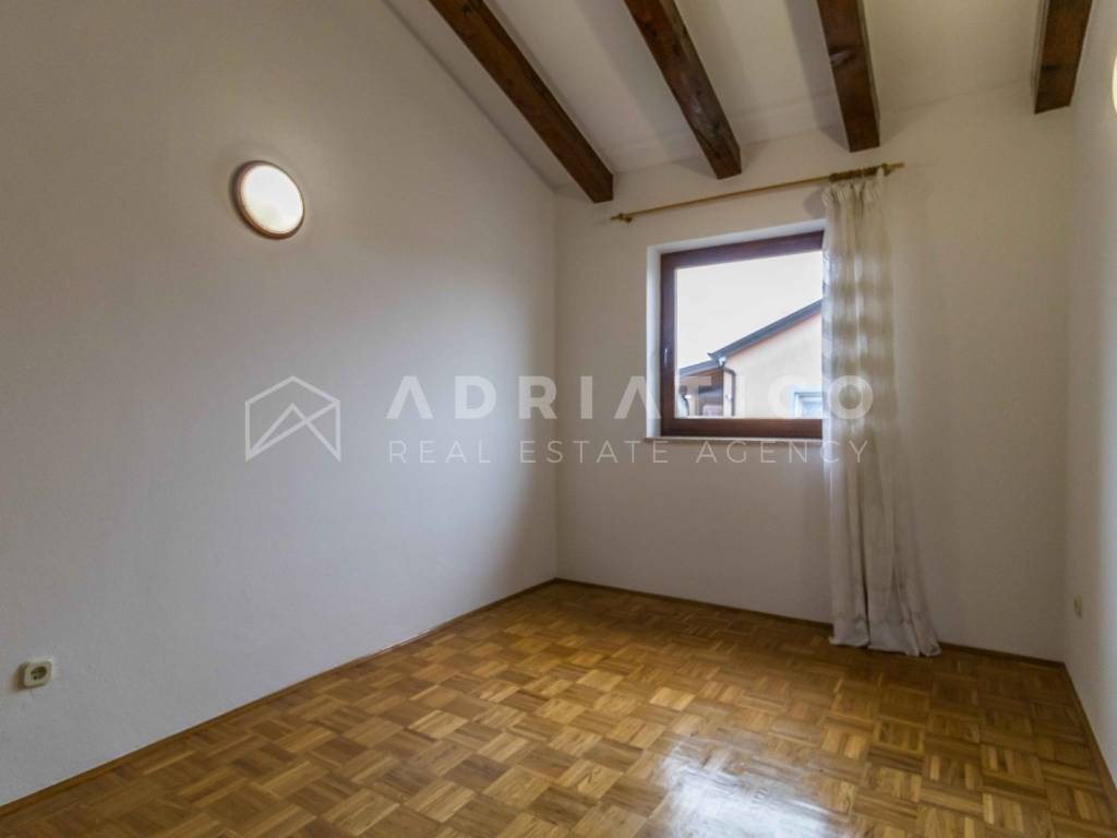 Stan u kući, Prodaja, Novigrad, Dajla