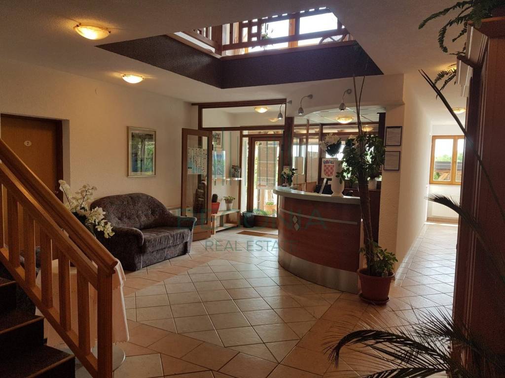 Hotel, Prodaja, Rakovica, Rakovica