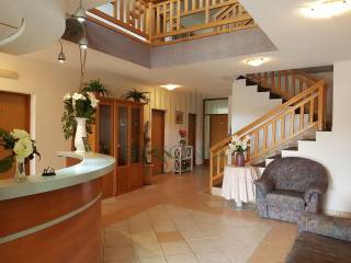 Hotel, Prodaja, Rakovica, Rakovica