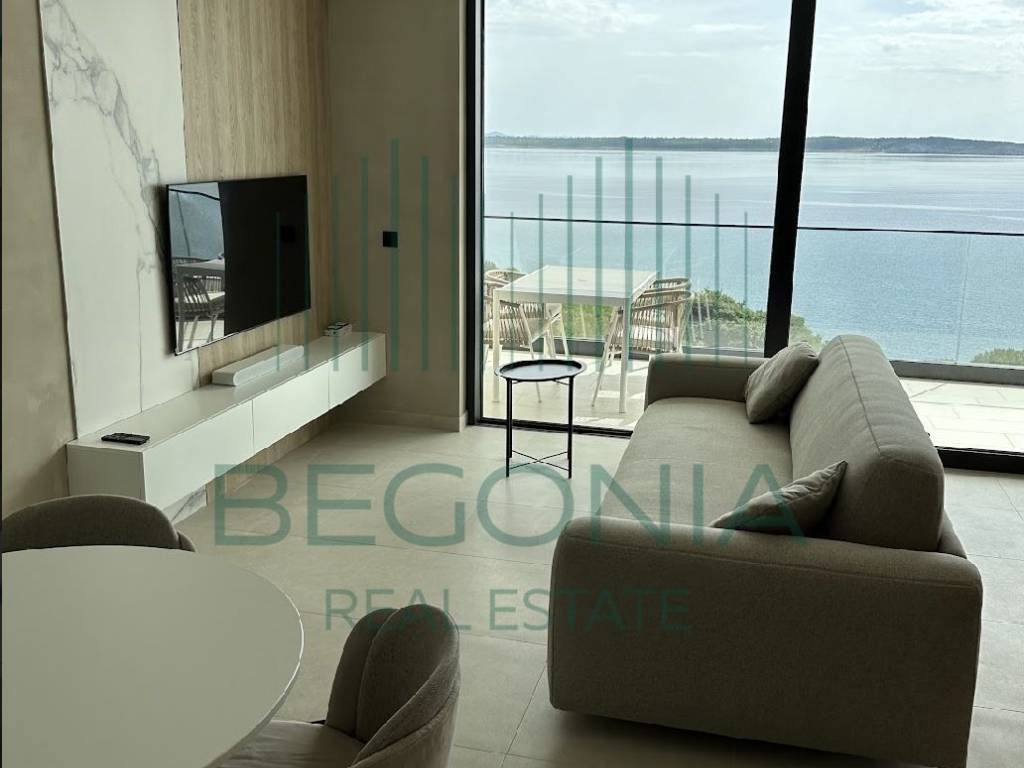 Luksuzni apartman, Prodaja, Ražanac, Rtina