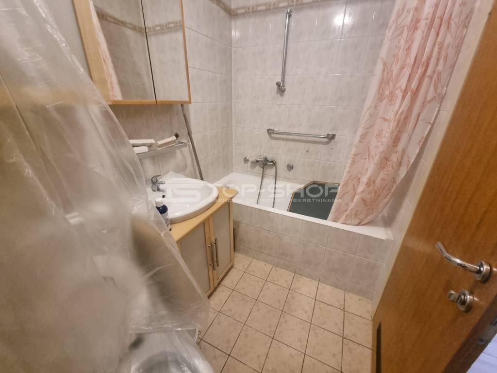 Stan u zgradi, Prodaja, Zagreb, Donja Dubrava
