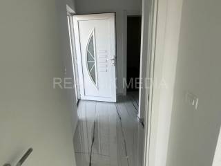 Apartman na moru, Prodaja, Vir, Vir