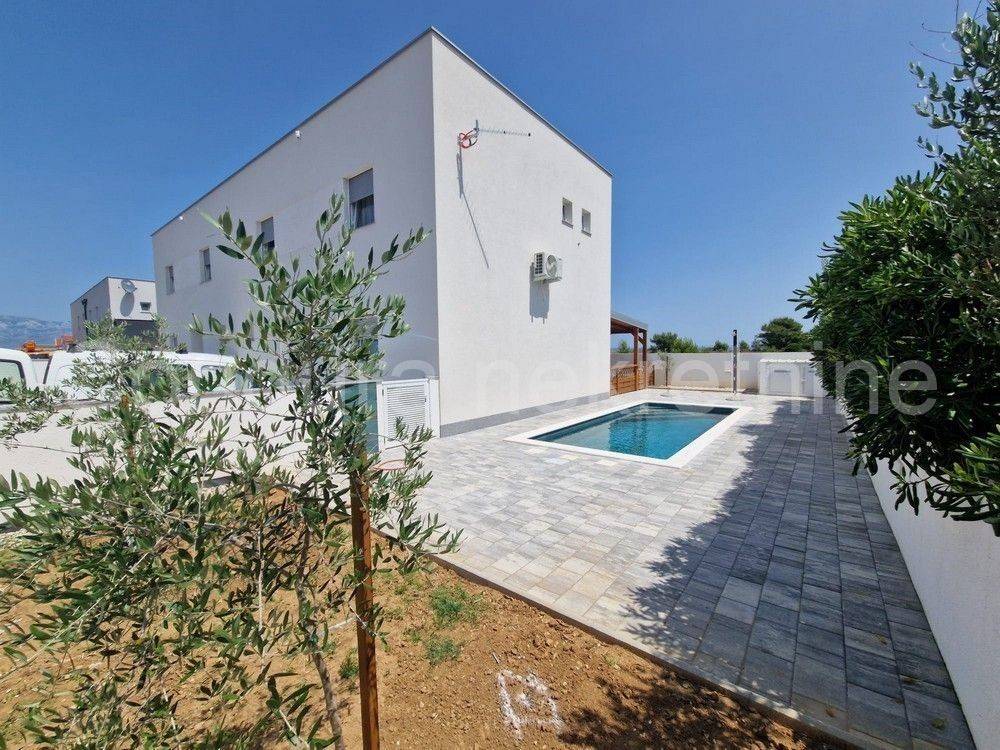 Luksuzna vila, Prodaja, Vir, Vir