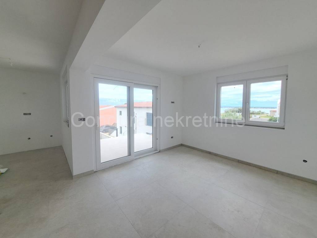 Apartman na moru, Prodaja, Nin, Nin