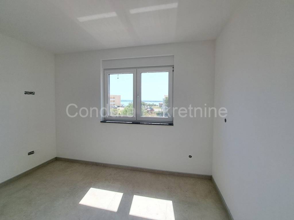 Apartman na moru, Prodaja, Nin, Nin