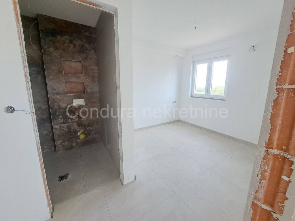 Apartman na moru, Prodaja, Nin, Nin