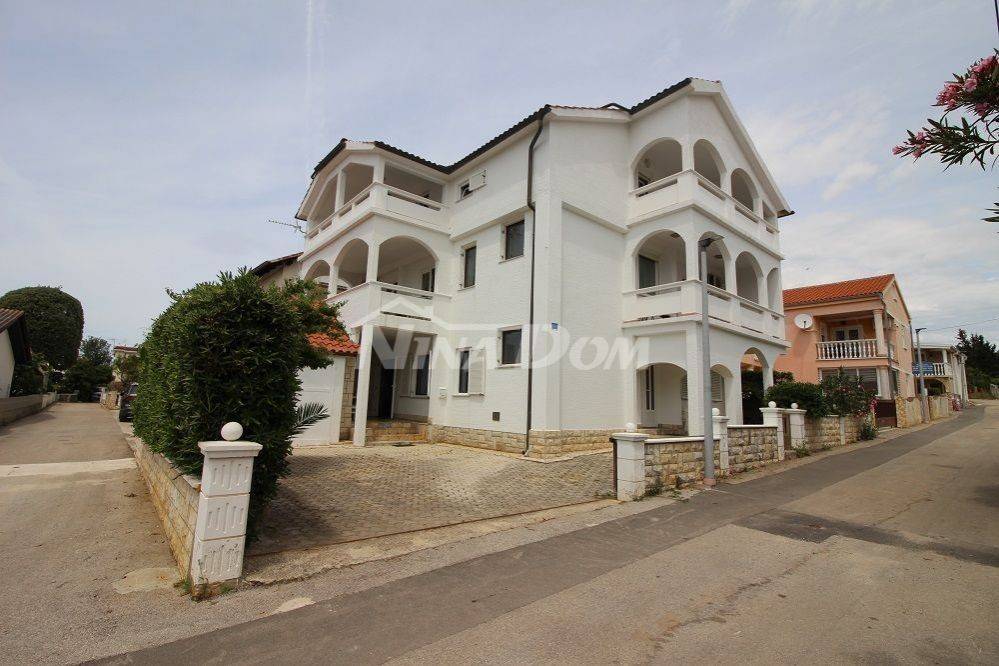 Apartmanska kuća, Prodaja, Vir, Vir