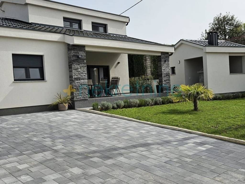 Kuća na moru, Prodaja, Sveti Filip i Jakov, Sveti Filip i Jakov