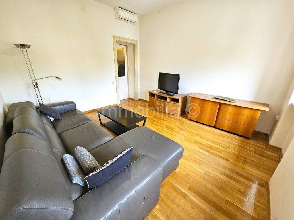 Stan u zgradi, Prodaja, Pula, Pula