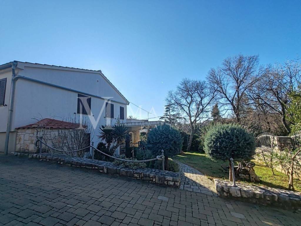 House by the sea, Sale, Omišalj, Omišalj
