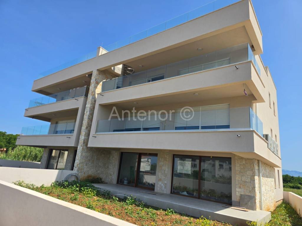 Apartman na moru, Prodaja, Privlaka, Privlaka