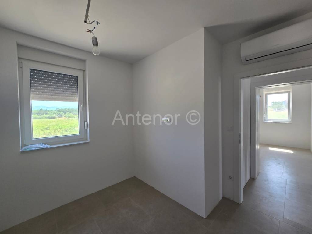 Apartman na moru, Prodaja, Privlaka, Privlaka