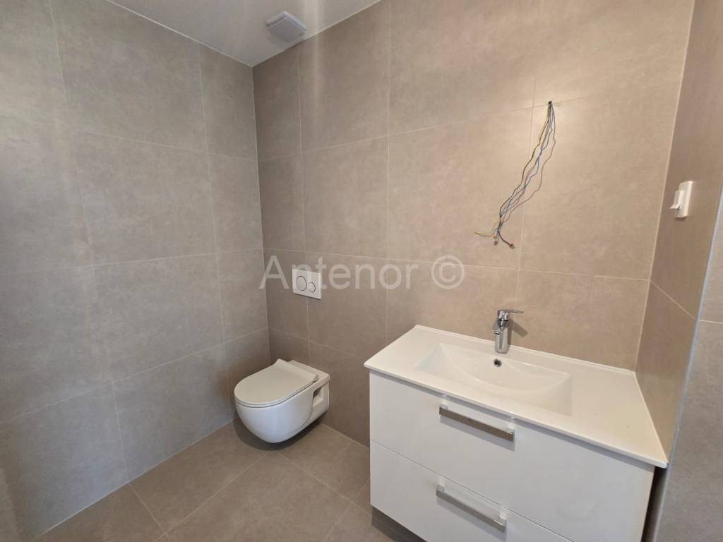 Apartman na moru, Prodaja, Privlaka, Privlaka