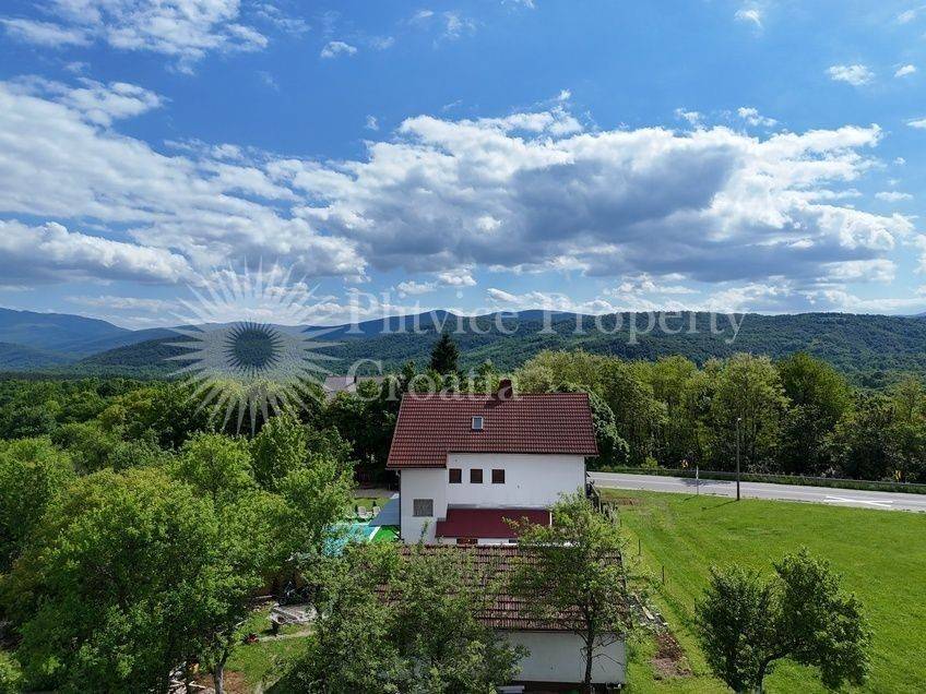 Obiteljska kuća, Prodaja, Rakovica, Drežnik Grad