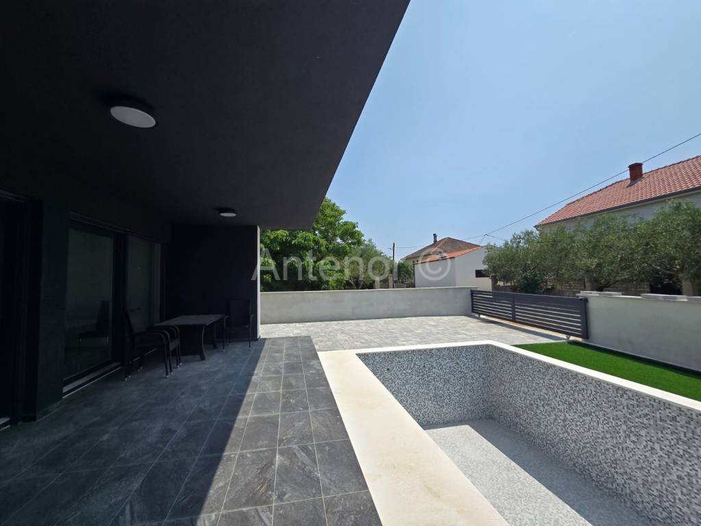 Samostojeća kuća, Prodaja, Privlaka, Privlaka