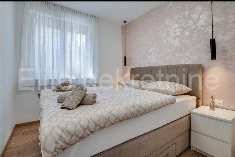 Stan u zgradi, Najam, Opatija, Opatija