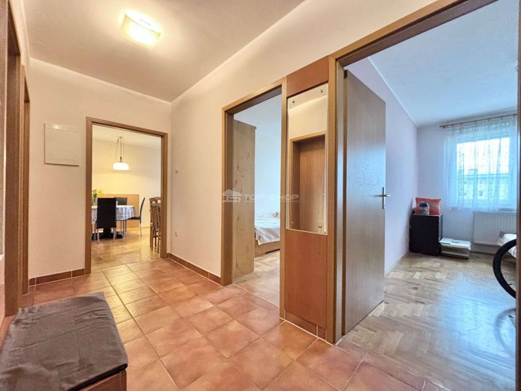 Stan u zgradi, Prodaja, Zagreb, Stenjevec