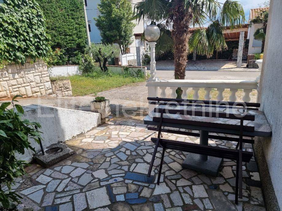 Stan u zgradi, Prodaja, Malinska-dubašnica, Porat