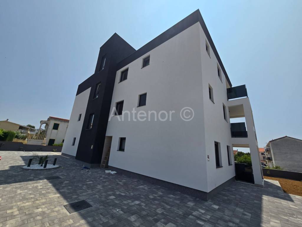 Apartman na moru, Prodaja, Privlaka, Privlaka